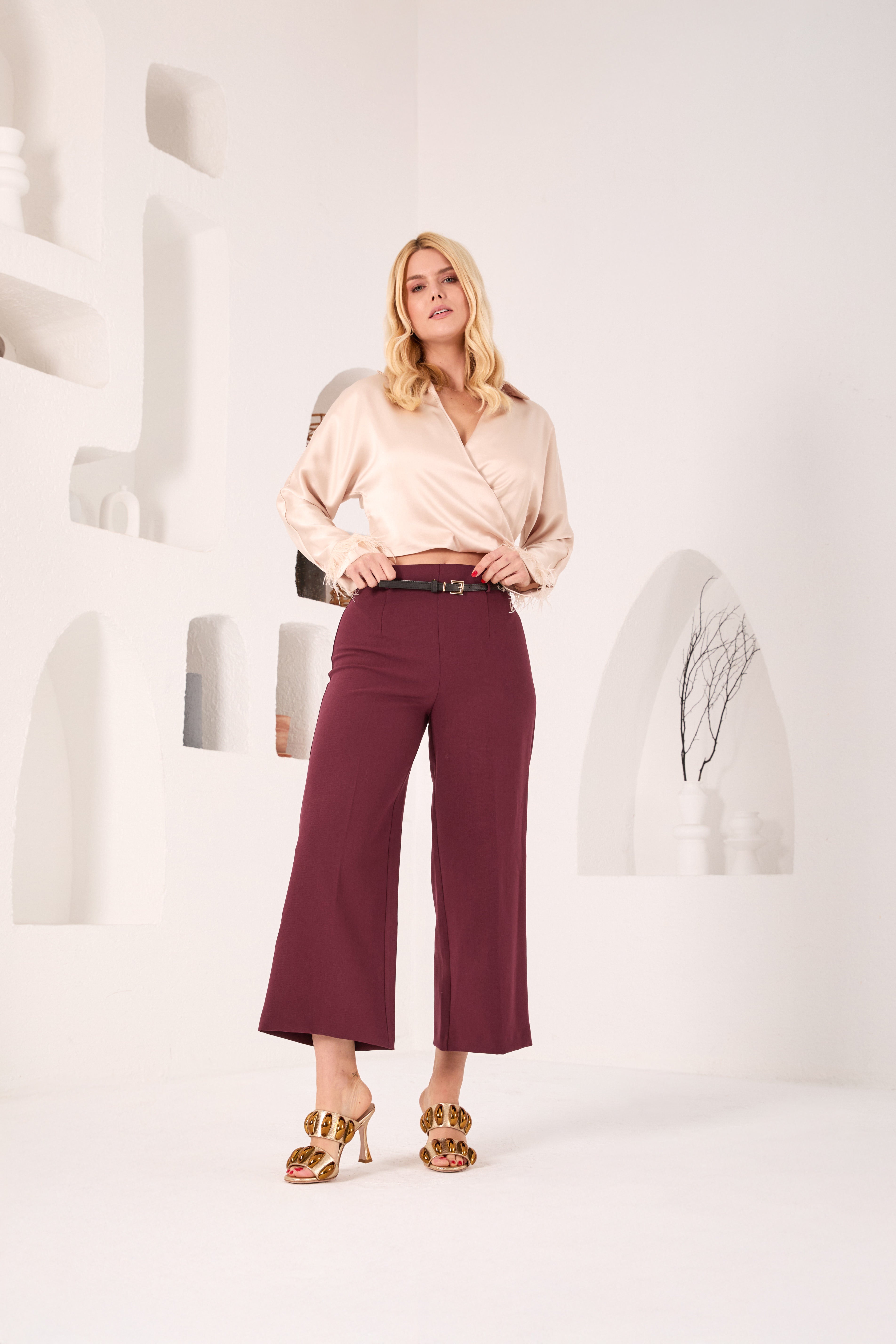 The Eclipse Gold Leather Women Sandal